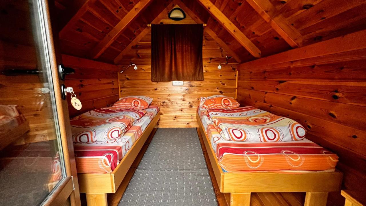 Tara Place - Camp Rabrenovic モイコヴァツ エクステリア 写真